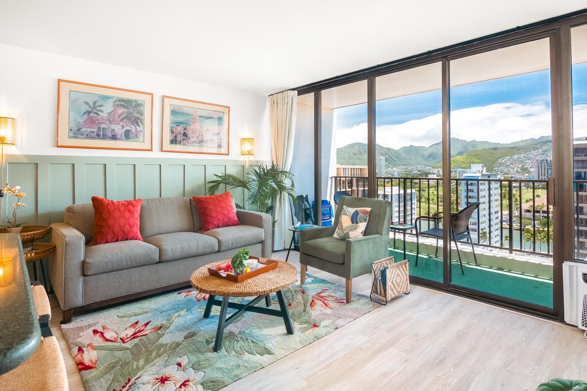 Mountain View Condo W/ King-Size Bed, Free Parking هونولولو المظهر الخارجي الصورة