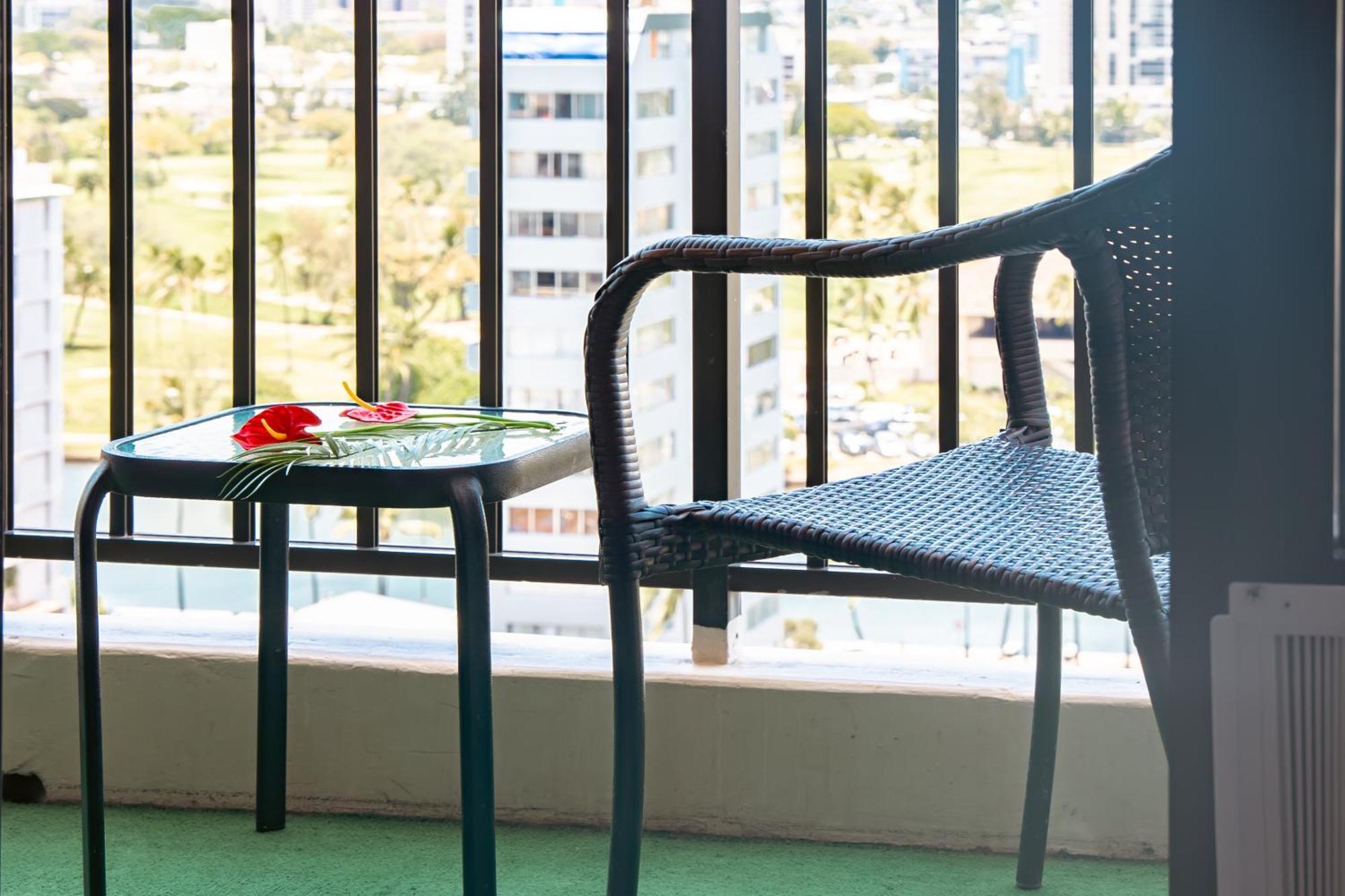 Mountain View Condo W/ King-Size Bed, Free Parking هونولولو المظهر الخارجي الصورة