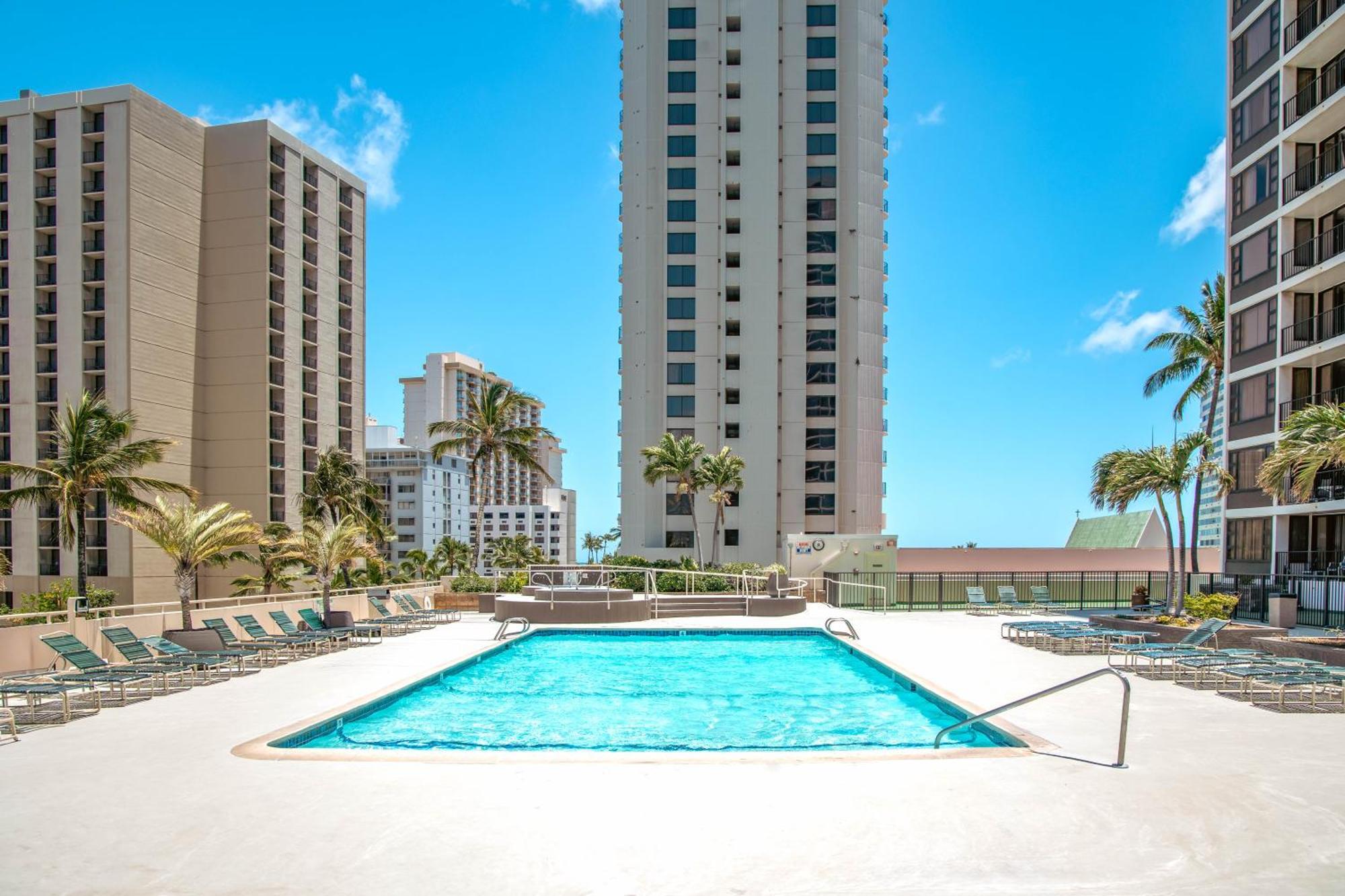 Mountain View Condo W/ King-Size Bed, Free Parking هونولولو المظهر الخارجي الصورة